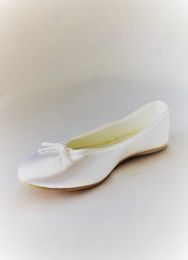 657 Children Snow White Ballet Shoes